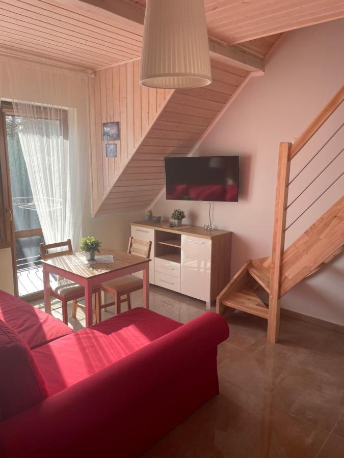 Sosnowa Mila - Domy I Apartamenty Pobierowo Extérieur photo